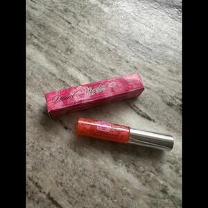 Jessica Simpson Dessert Treats BubbleGum Lipgloss Brand New